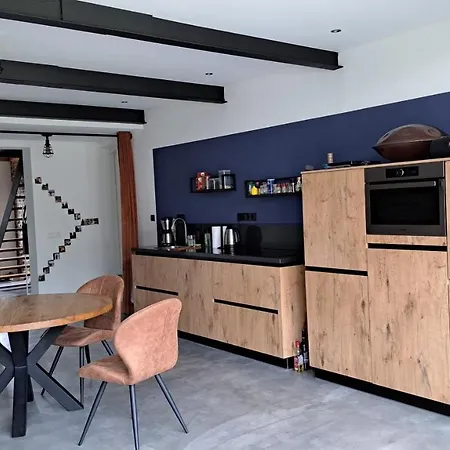 Woning In Holiday home Born